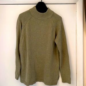 Sage color sweater great condition size medium